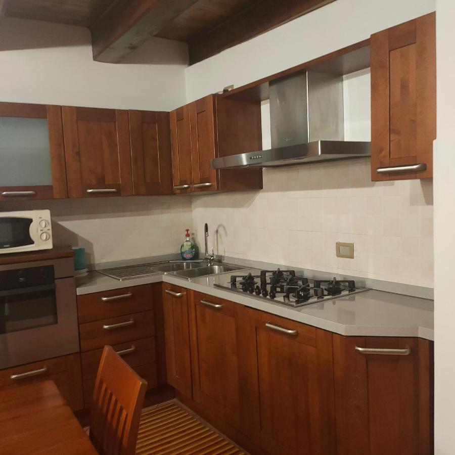 Appartamento Centro Lecco Buitenkant foto