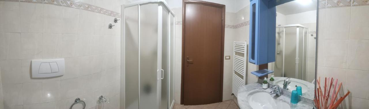 Appartamento Centro Lecco Buitenkant foto